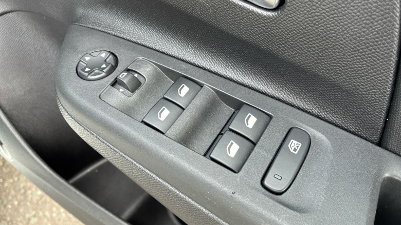 Vauxhall Corsa 1.2 Design 5dr Petrol Hatchback